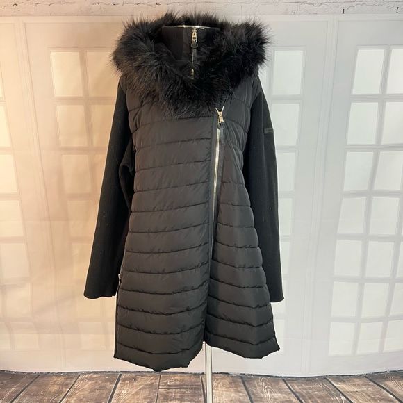 Calvin Klein Jackets & Blazers - Calvin Klein back fur hooded winter coat size 3xl
